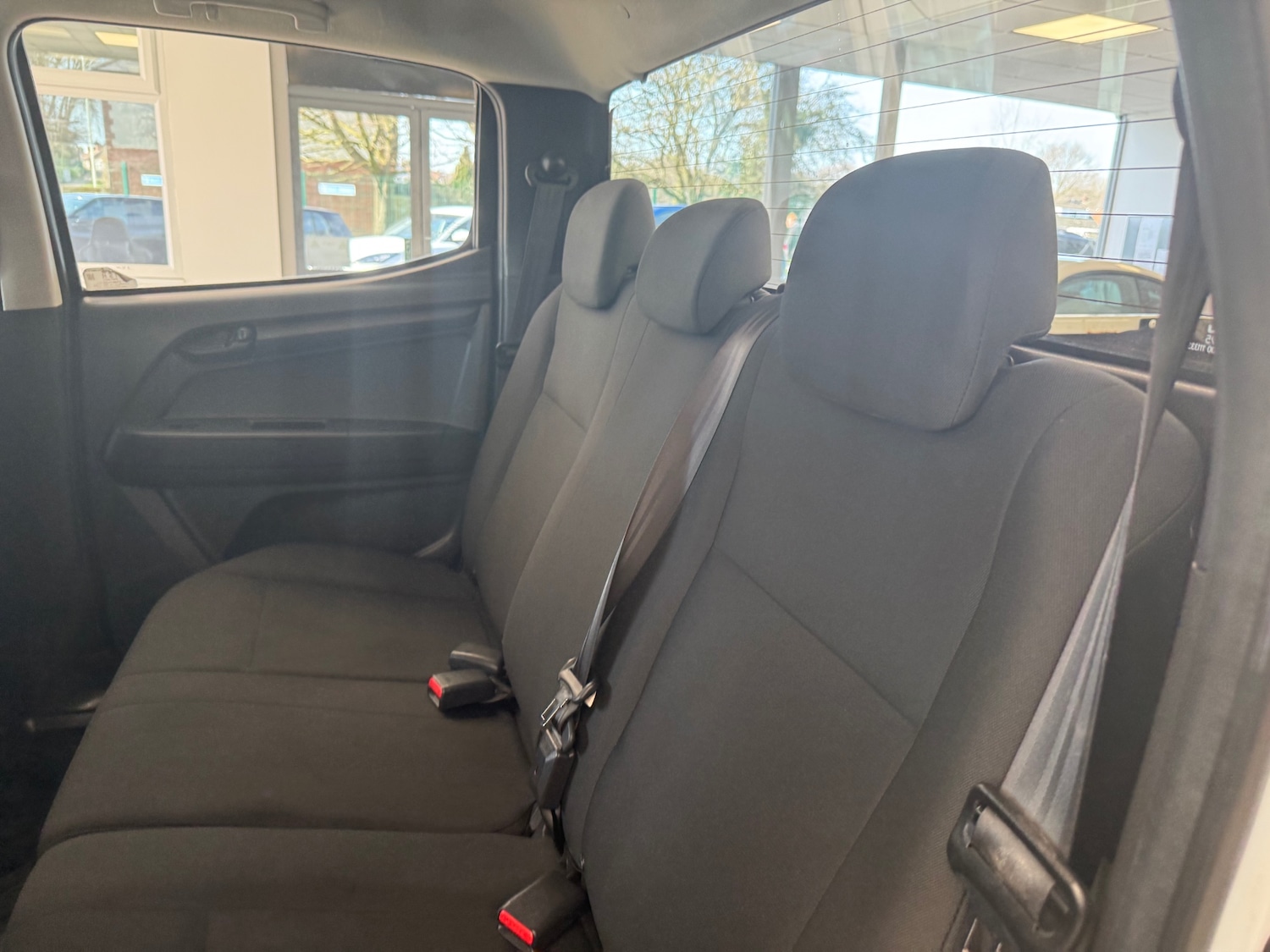 Used Isuzu D-Max 2015 for sale - 77931738: Photo 36