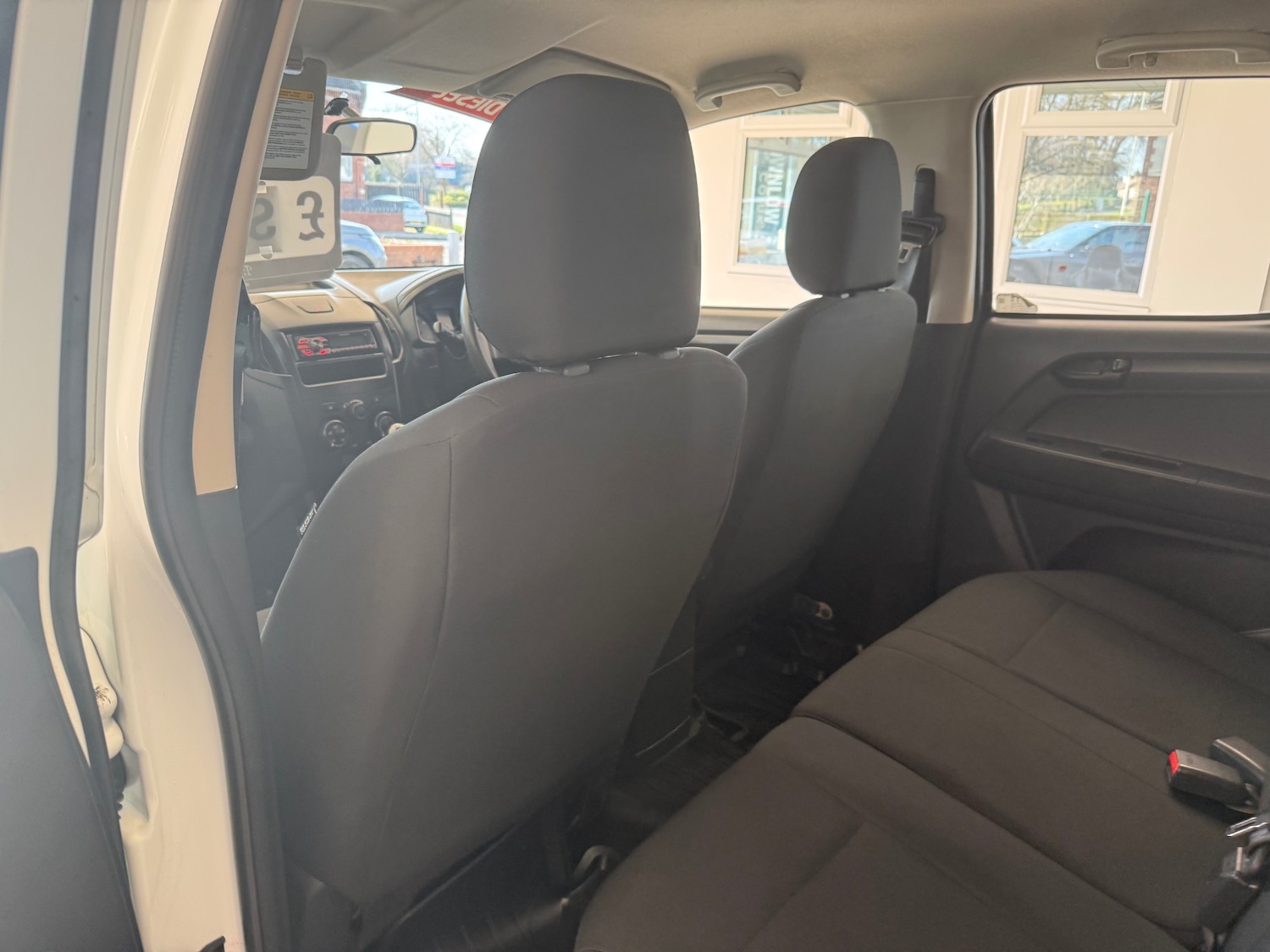 Used Isuzu D-Max 2015 for sale - 77931738: Photo 37