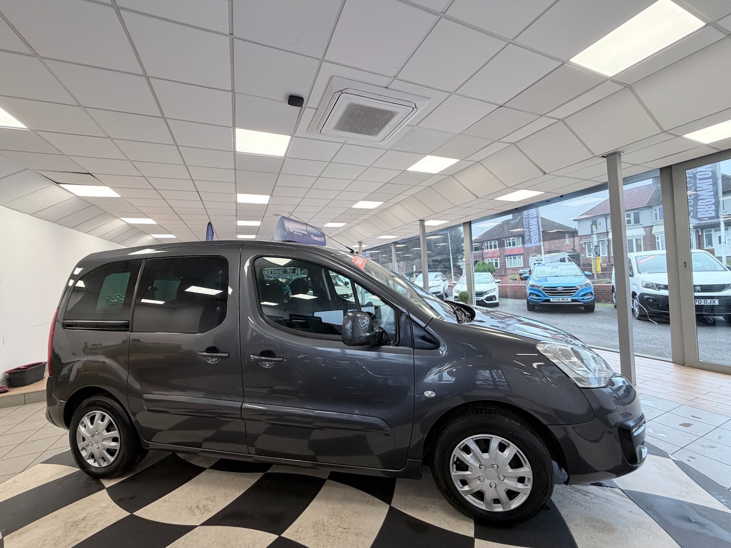 Used Peugeot Partner Tepee 2017 for sale - 77220293: Photo 6