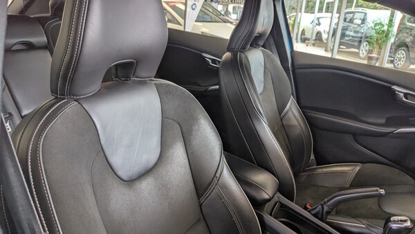 Used Volvo V40 2016 for sale - 75638100: Photo 12