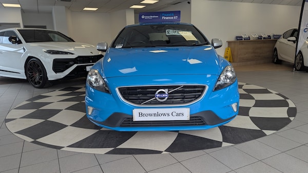 Used Volvo V40 2016 for sale - 75638100: Photo 2