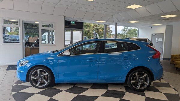 Used Volvo V40 2016 for sale - 75638100: Photo 4