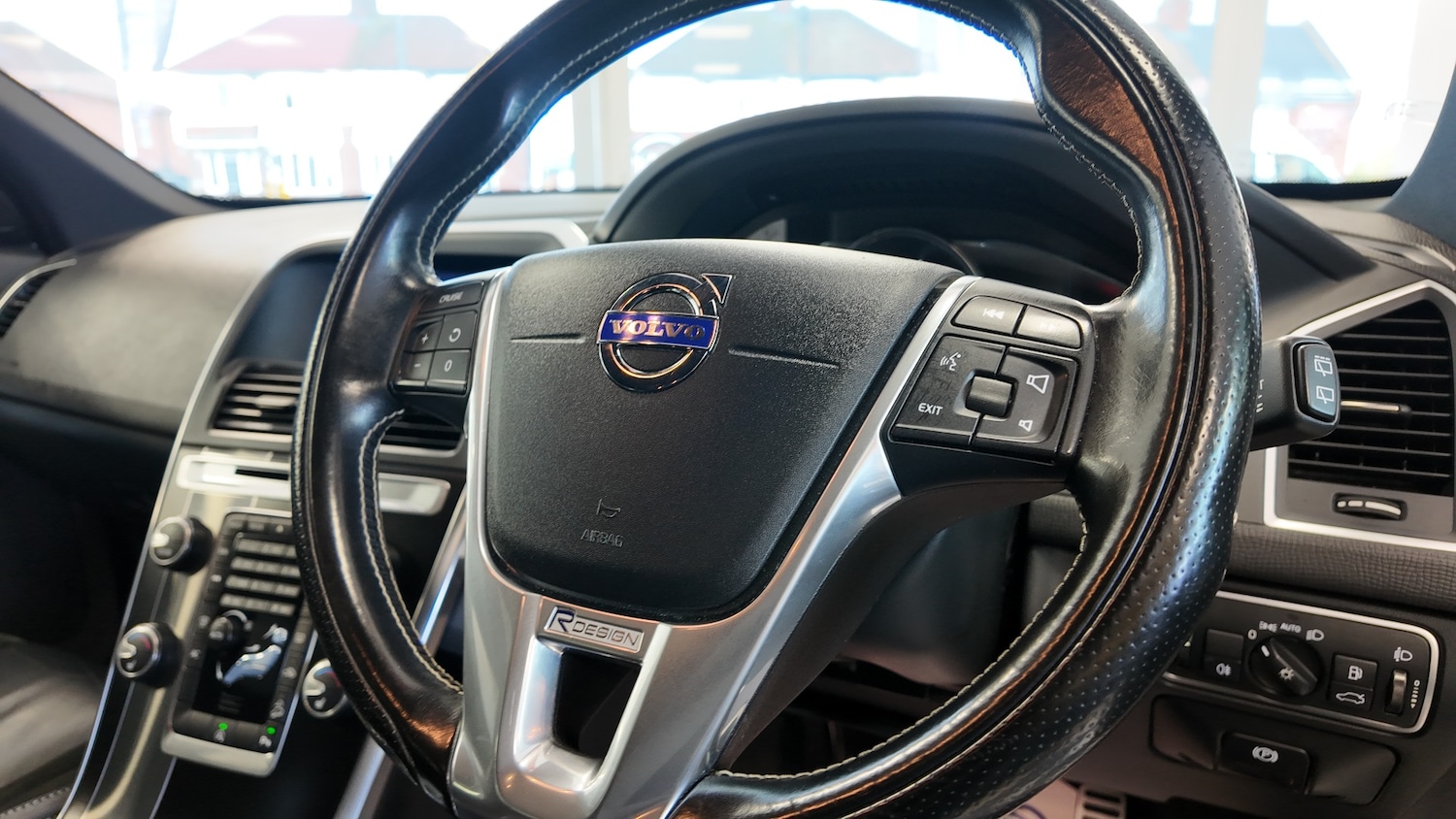 Used Volvo XC60 2016 for sale - 76341454: Photo 18