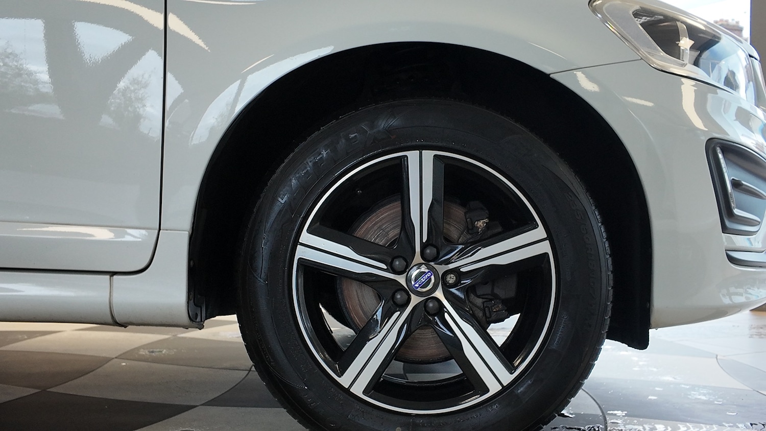 Used Volvo XC60 2016 for sale - 76341454: Photo 7