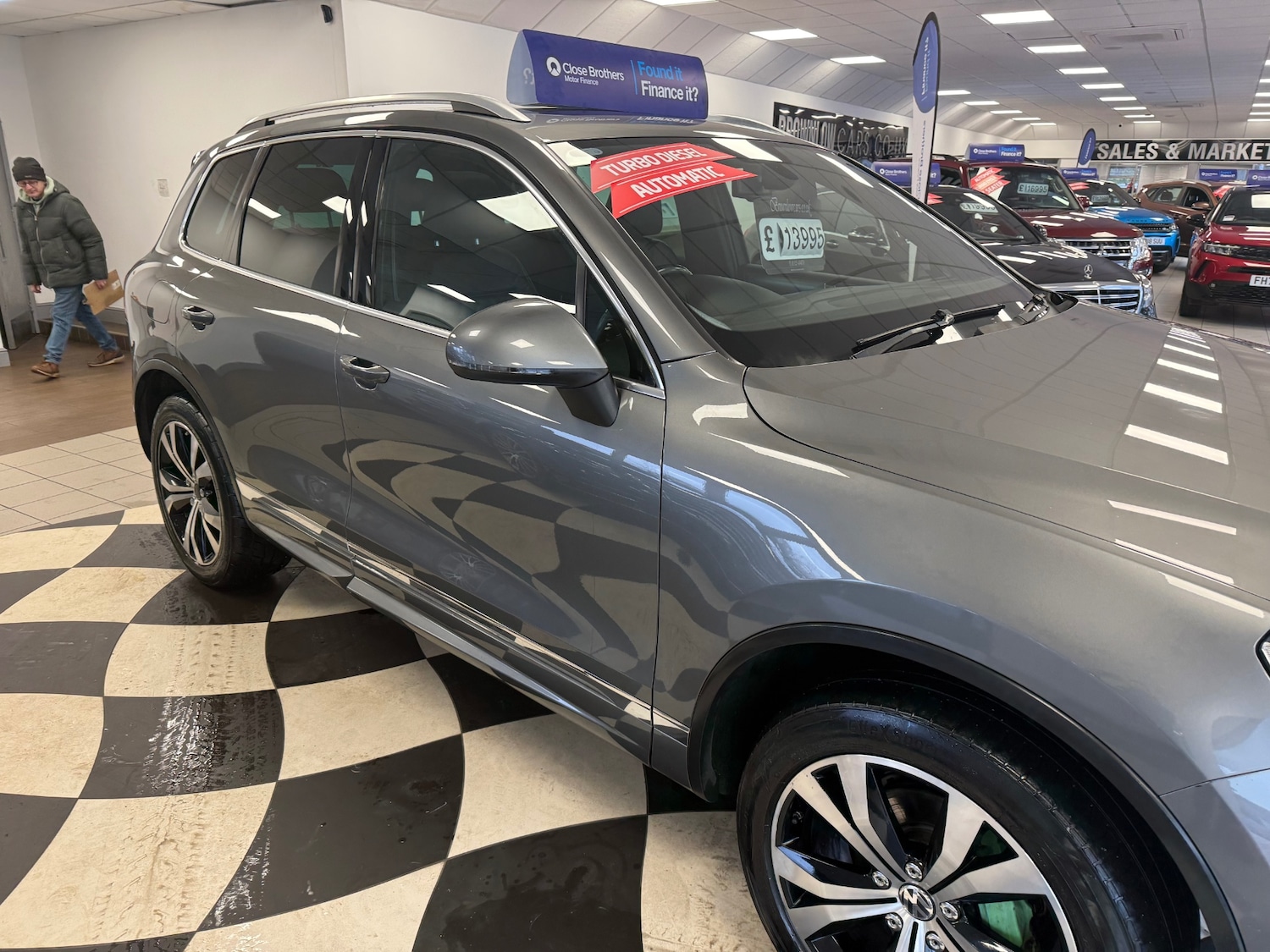 Used Volkswagen Touareg 2016 for sale - 77297173: Photo 10