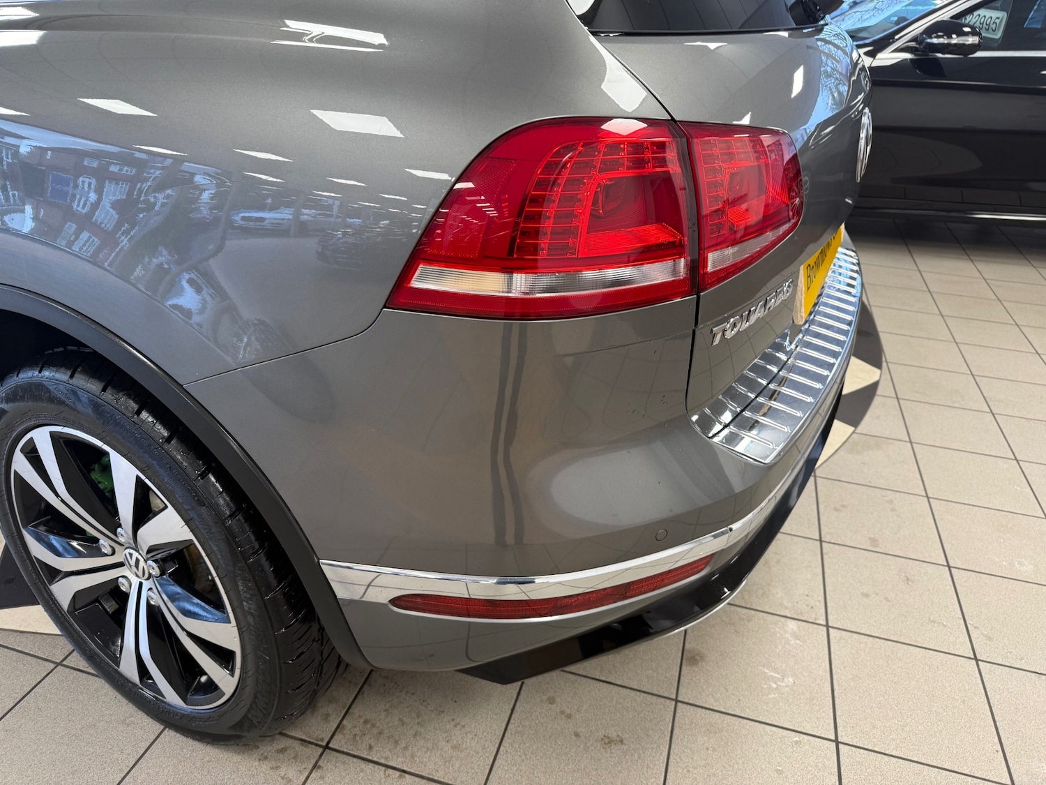 Used Volkswagen Touareg 2016 for sale - 77297173: Photo 18