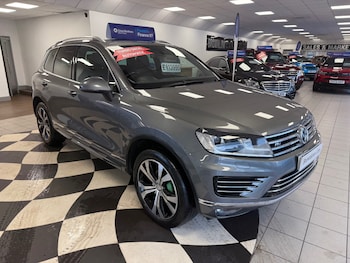 Used Volkswagen Touareg 2016 for sale - 77297173: Photo