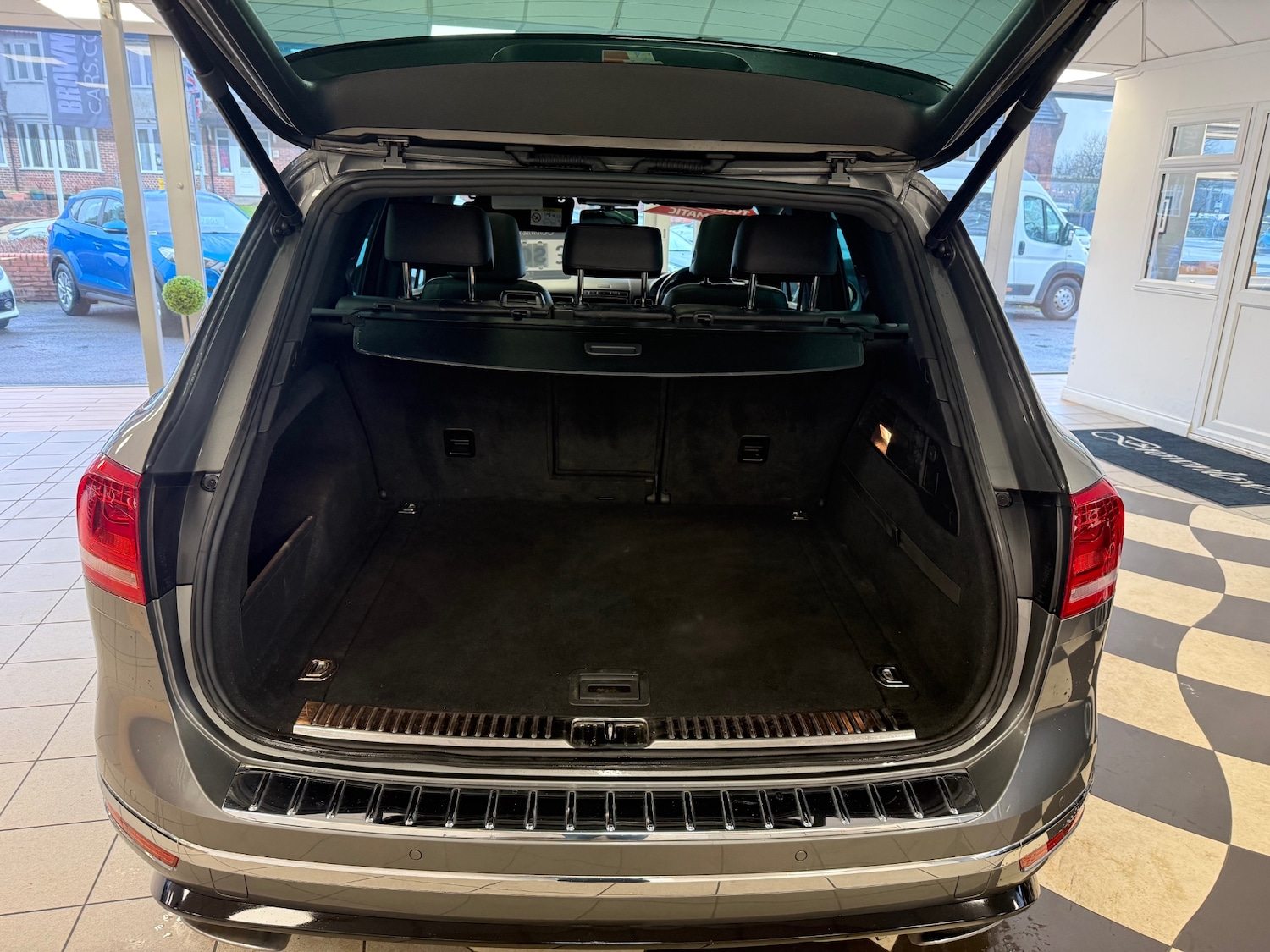 Used Volkswagen Touareg 2016 for sale - 77297173: Photo 23