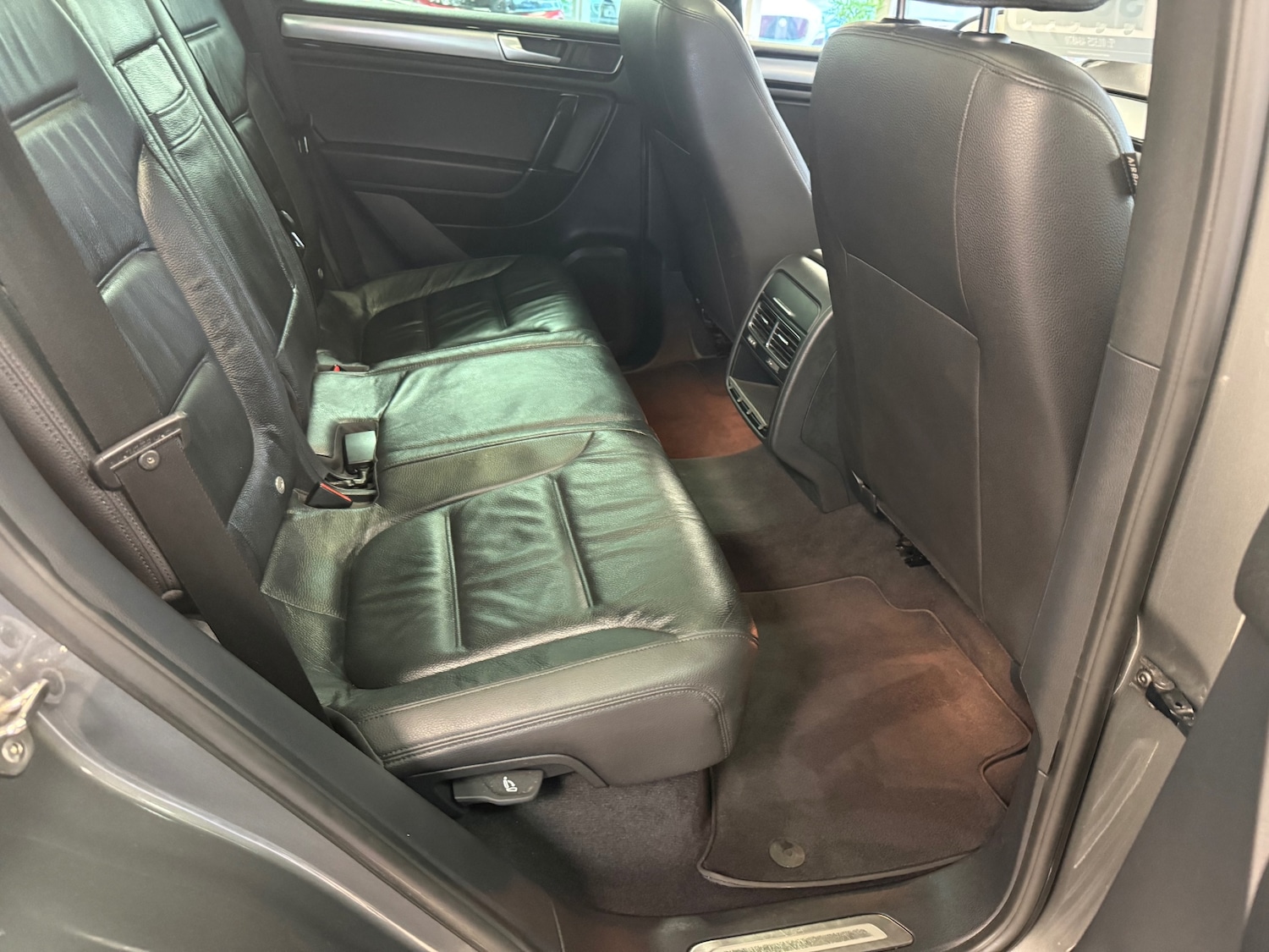 Used Volkswagen Touareg 2016 for sale - 77297173: Photo 37