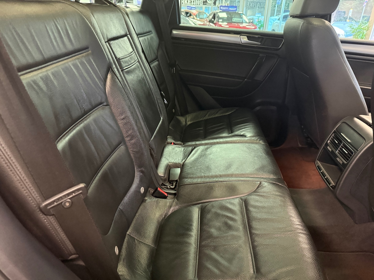 Used Volkswagen Touareg 2016 for sale - 77297173: Photo 41