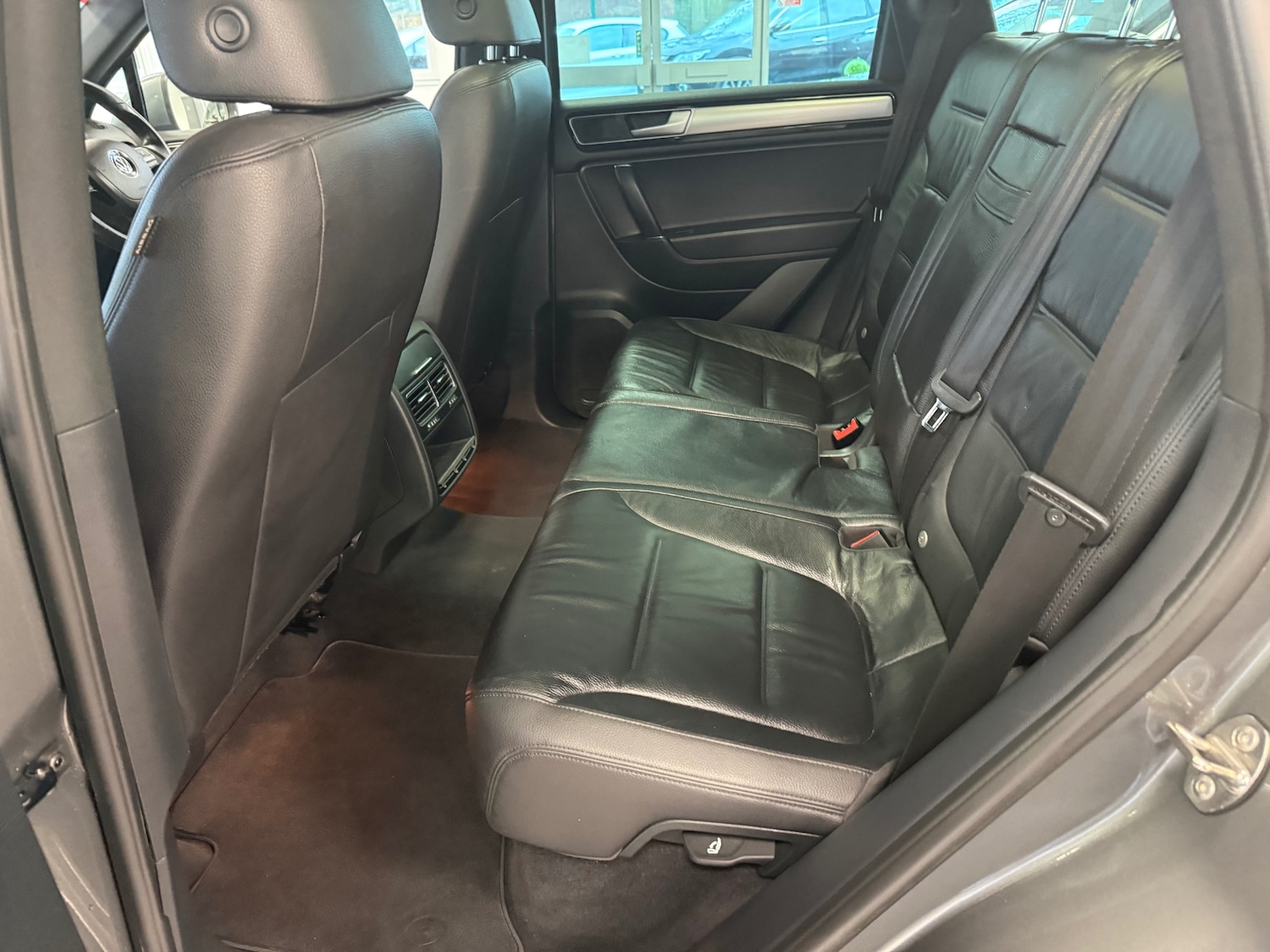 Used Volkswagen Touareg 2016 for sale - 77297173: Photo 42