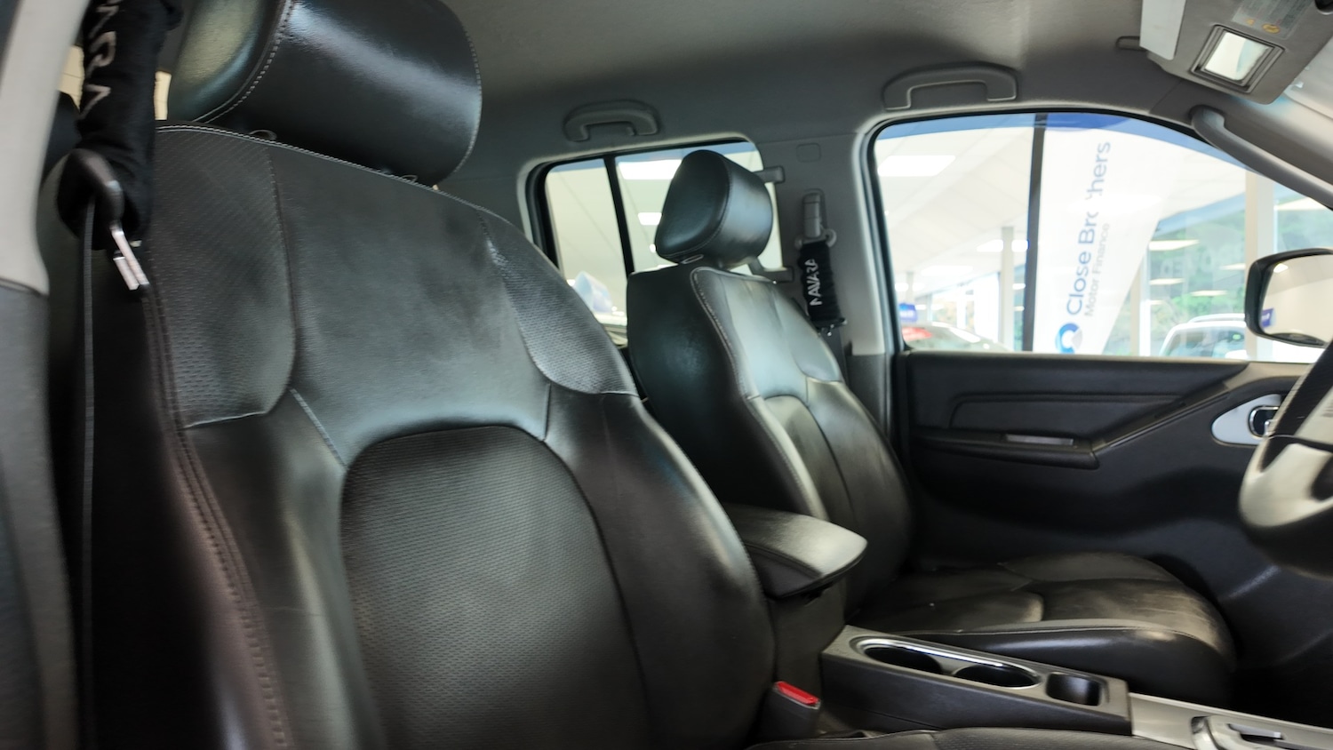 Used Nissan Navara 2015 for sale - 76491821: Photo 14