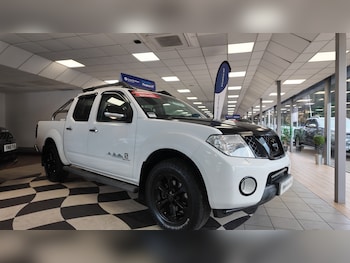 Used Nissan Navara 2015 for sale - 76491821: Photo