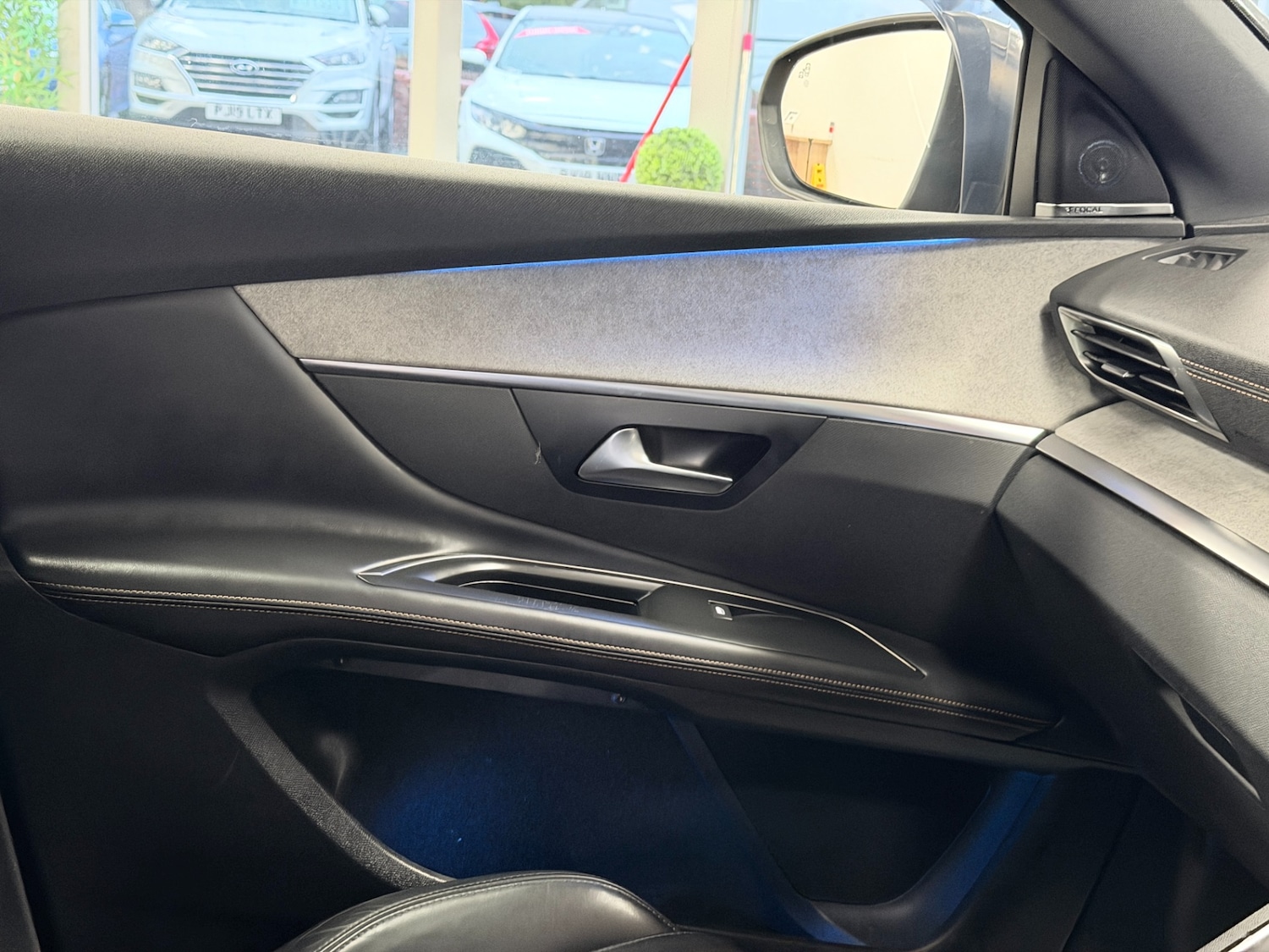 Used Peugeot 3008 2018 for sale - 77147909: Photo 19