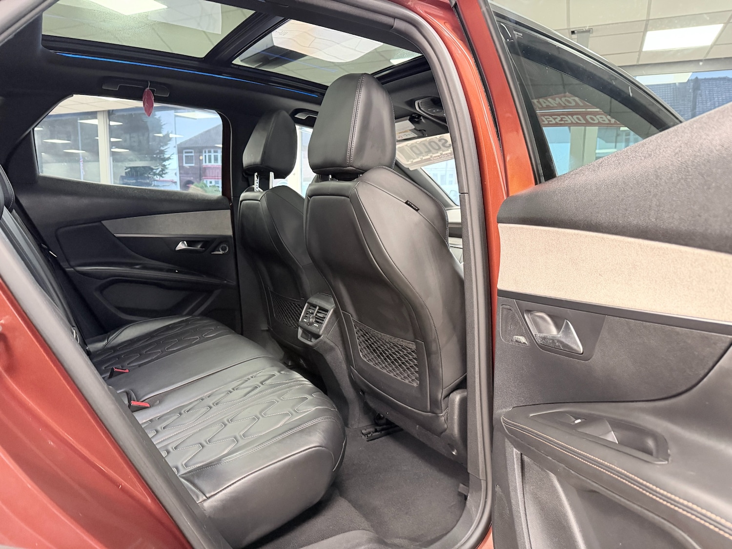 Used Peugeot 3008 2018 for sale - 77147909: Photo 23