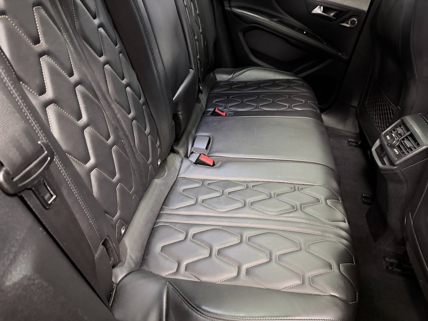 Used Peugeot 3008 2018 for sale - 77147909: Photo 25