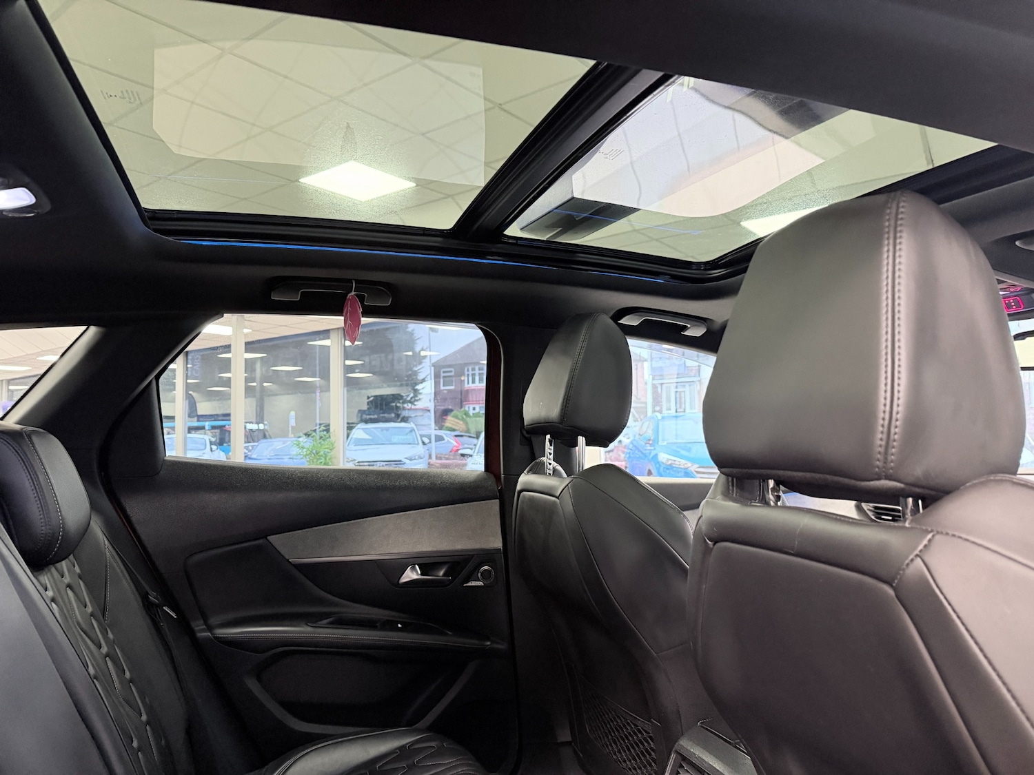 Used Peugeot 3008 2018 for sale - 77147909: Photo 26