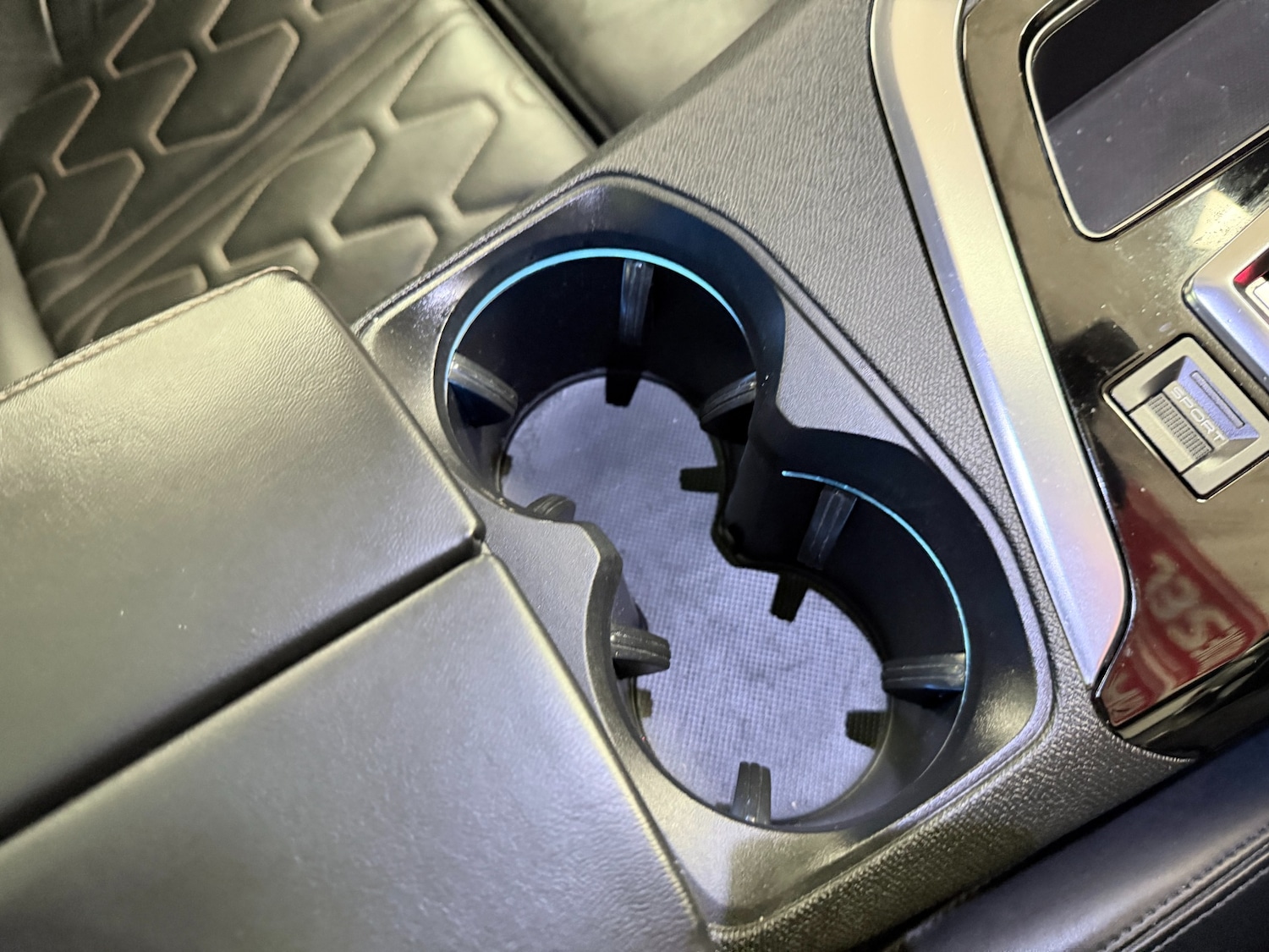 Used Peugeot 3008 2018 for sale - 77147909: Photo 39