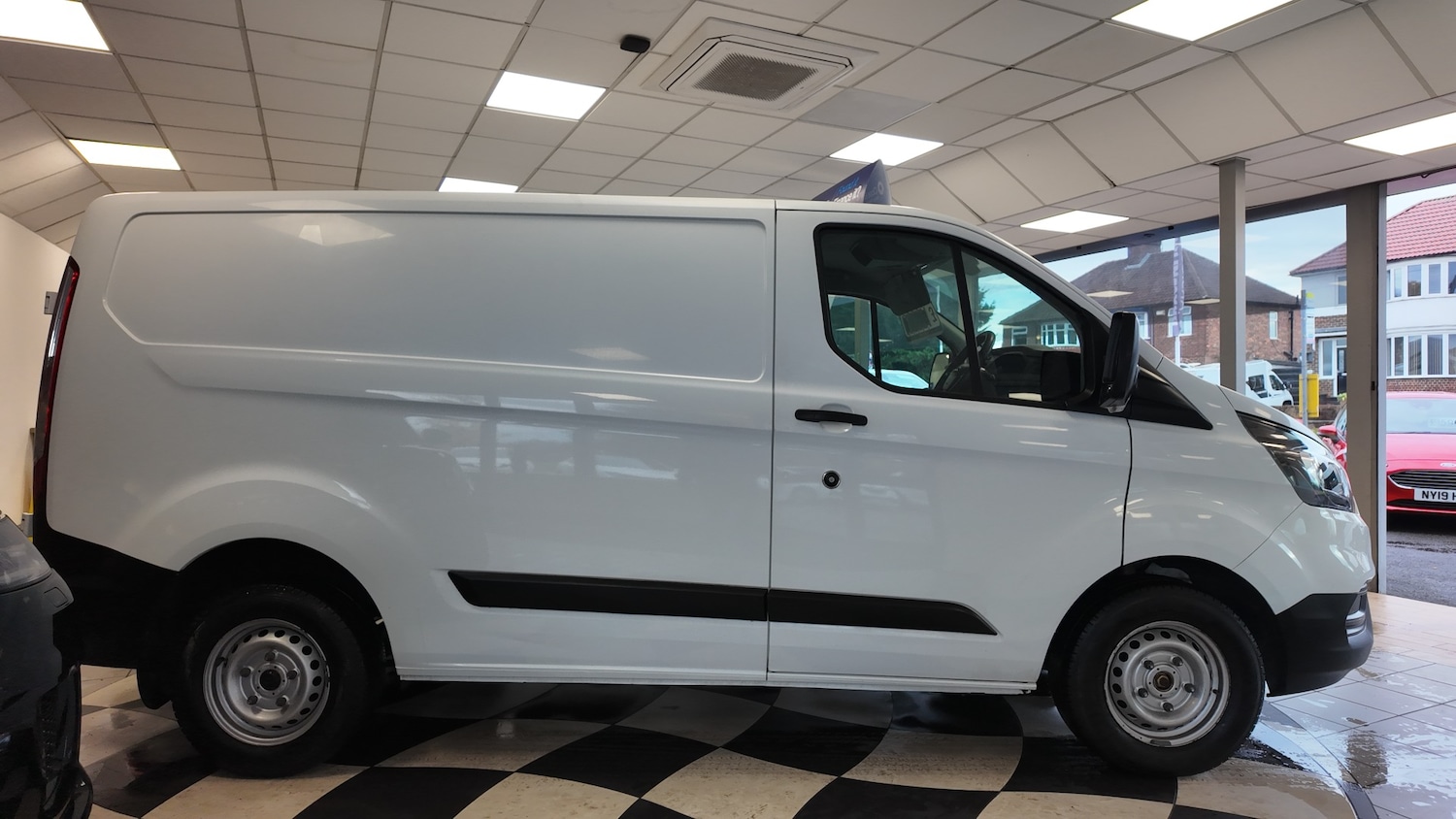 Used Ford Transit Custom 2020 for sale - 76477508: Photo 5