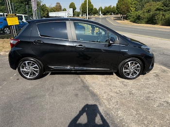 Used Toyota Yaris 2018 for sale - 79516538: Photo