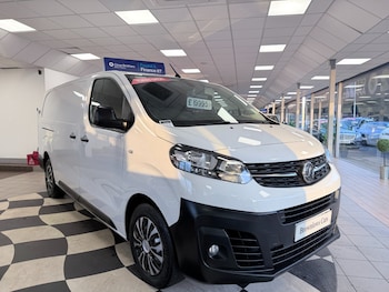 Vauxhall Vivaro feature image