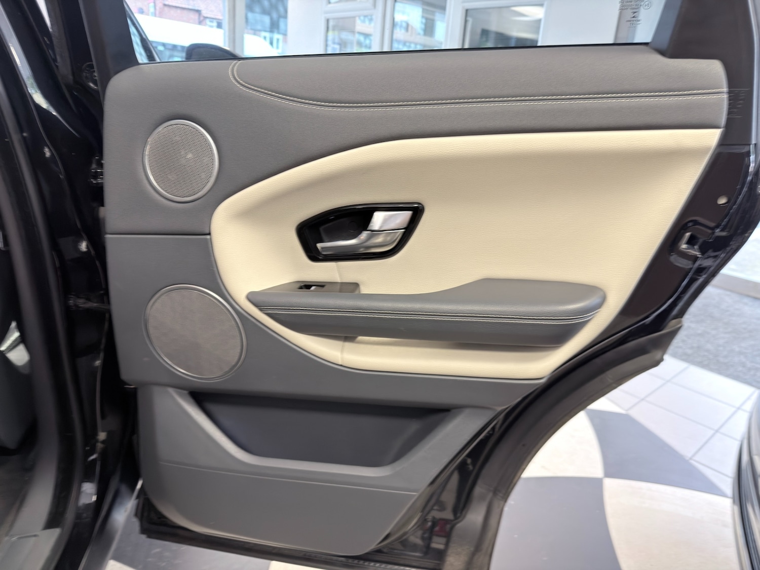 Used Land Rover Range Rover Evoque 2017 for sale - 76271626: Photo 16