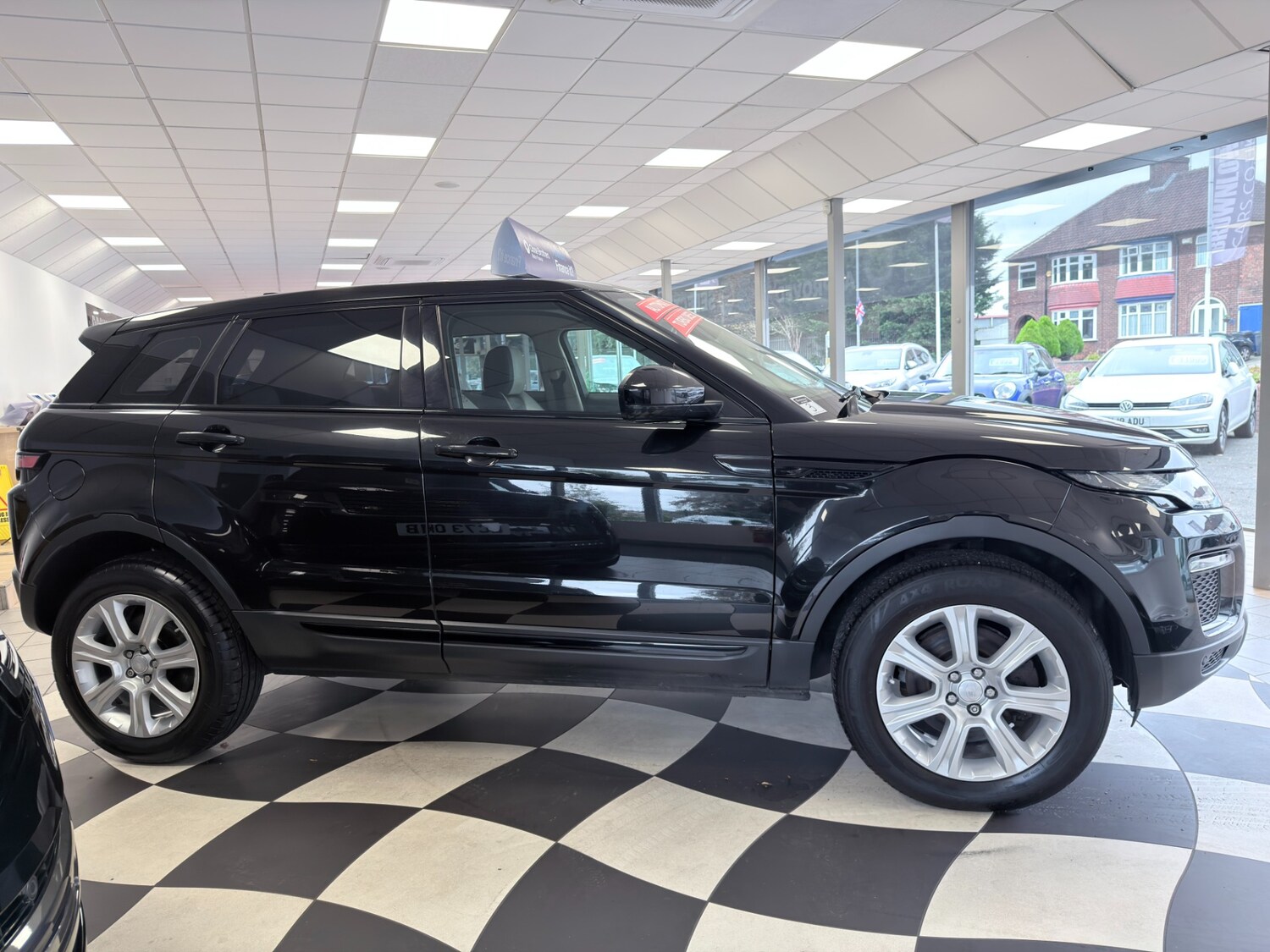 Used Land Rover Range Rover Evoque 2017 for sale - 76271626: Photo 6