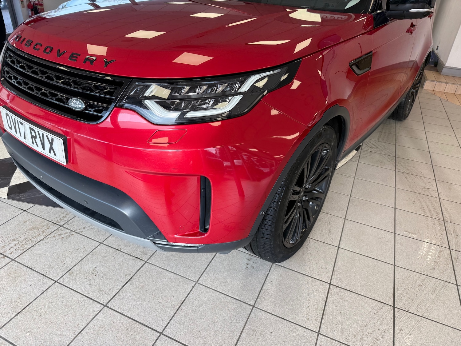 Used Land Rover Discovery 2017 for sale - 77482303: Photo 14