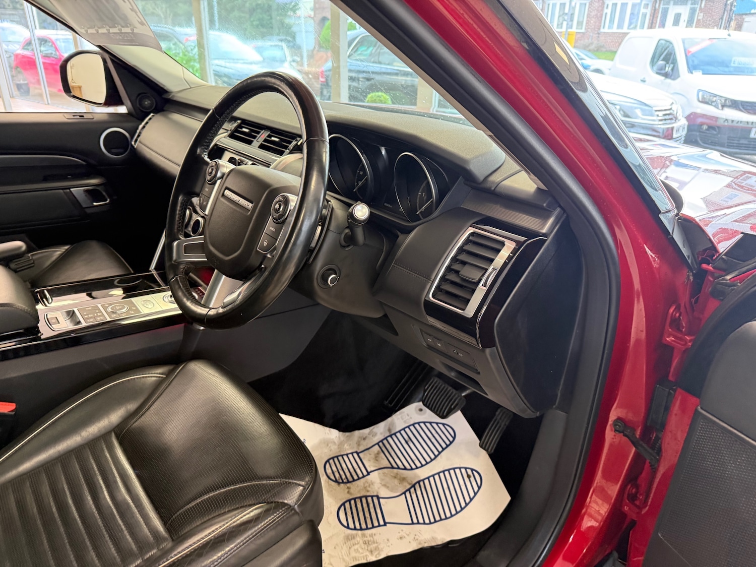 Used Land Rover Discovery 2017 for sale - 77482303: Photo 28