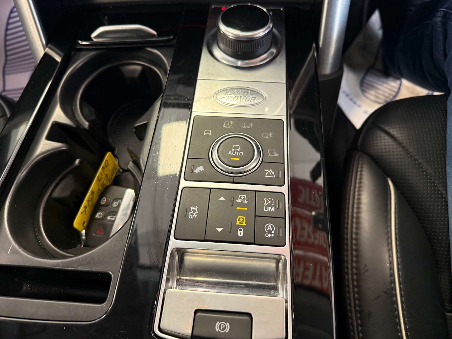 Used Land Rover Discovery 2017 for sale - 77482303: Photo 31