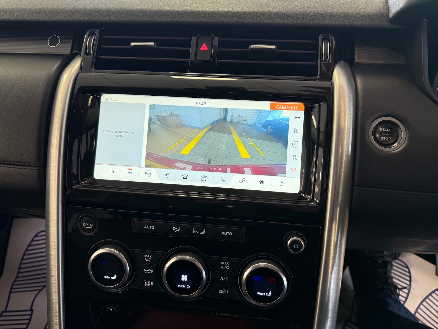 Used Land Rover Discovery 2017 for sale - 77482303: Photo 33