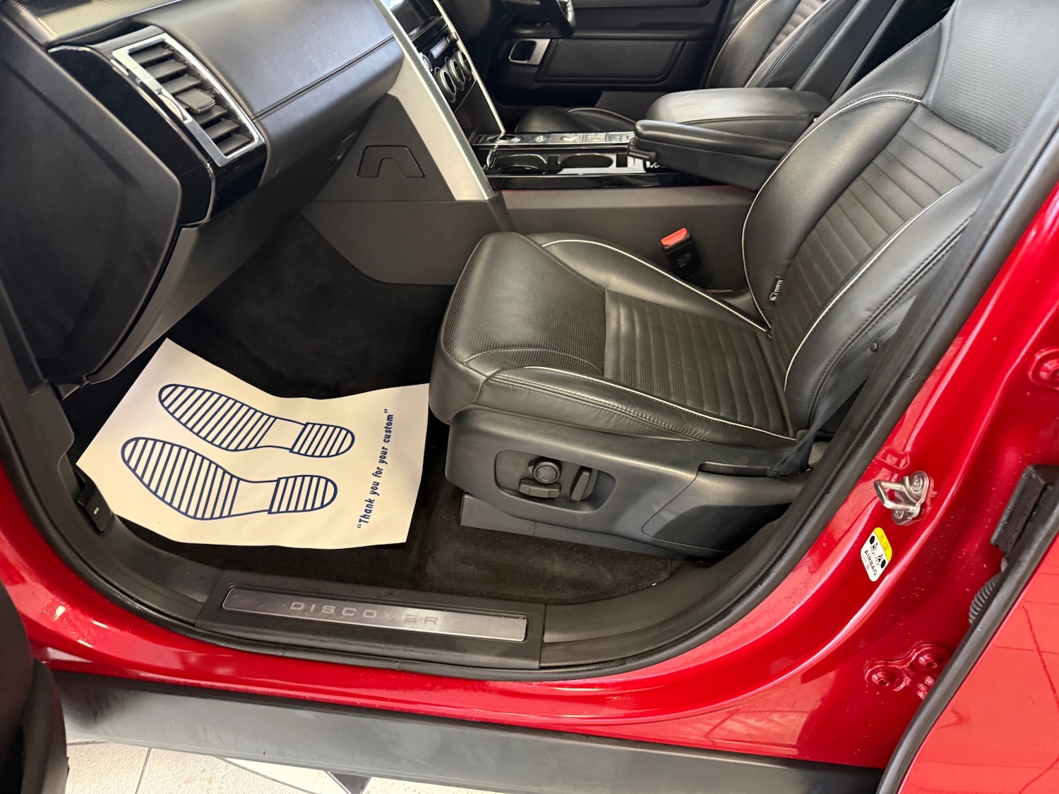 Used Land Rover Discovery 2017 for sale - 77482303: Photo 43