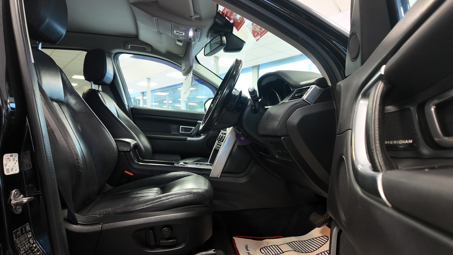 Used Land Rover Discovery Sport 2017 for sale - 76903813: Photo 11