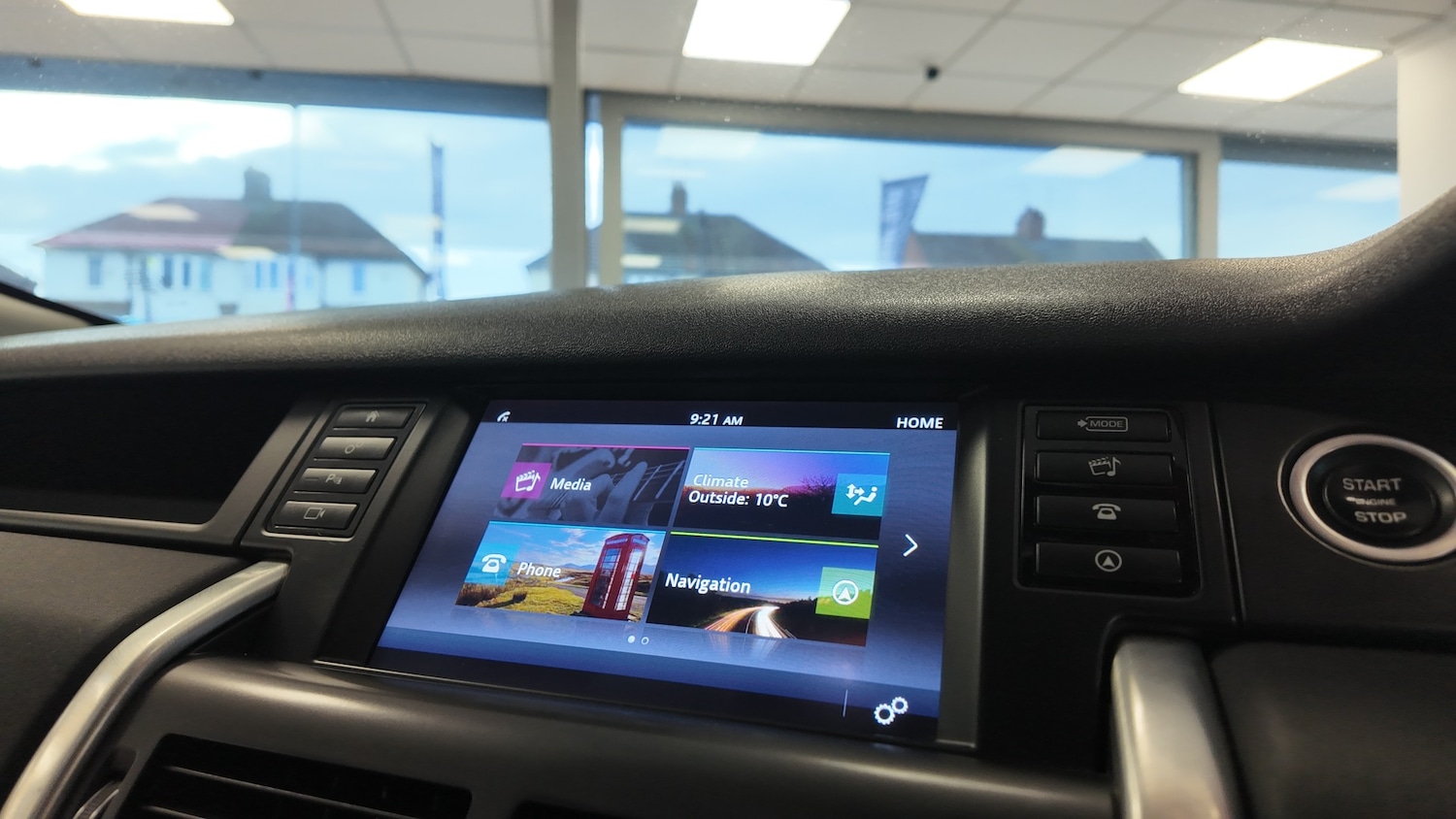 Used Land Rover Discovery Sport 2017 for sale - 76903813: Photo 24