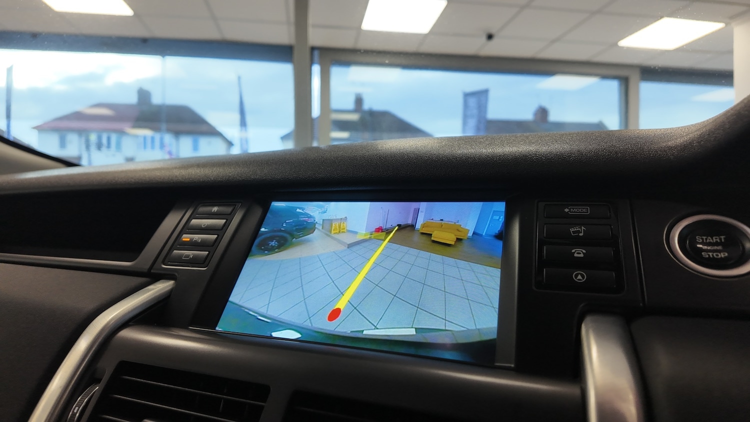 Used Land Rover Discovery Sport 2017 for sale - 76903813: Photo 25