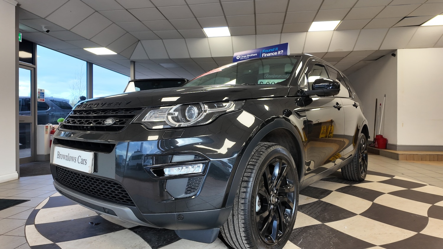 Used Land Rover Discovery Sport 2017 for sale - 76903813: Photo 3