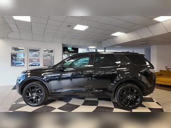 Used Land Rover Discovery Sport 2017 for sale - 76903813: Photo