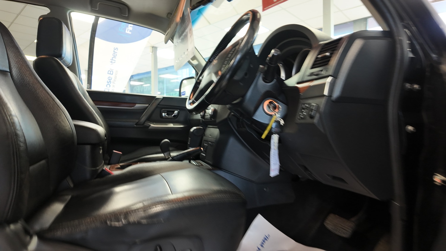 Used Mitsubishi Shogun 2013 for sale - 76504605: Photo 13