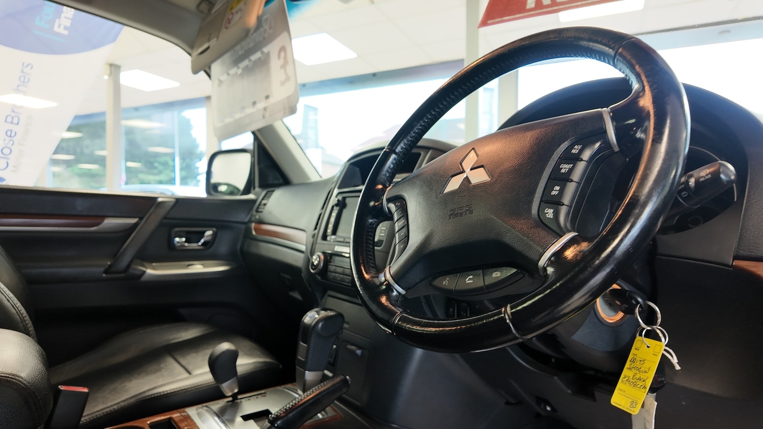 Used Mitsubishi Shogun 2013 for sale - 76504605: Photo 14