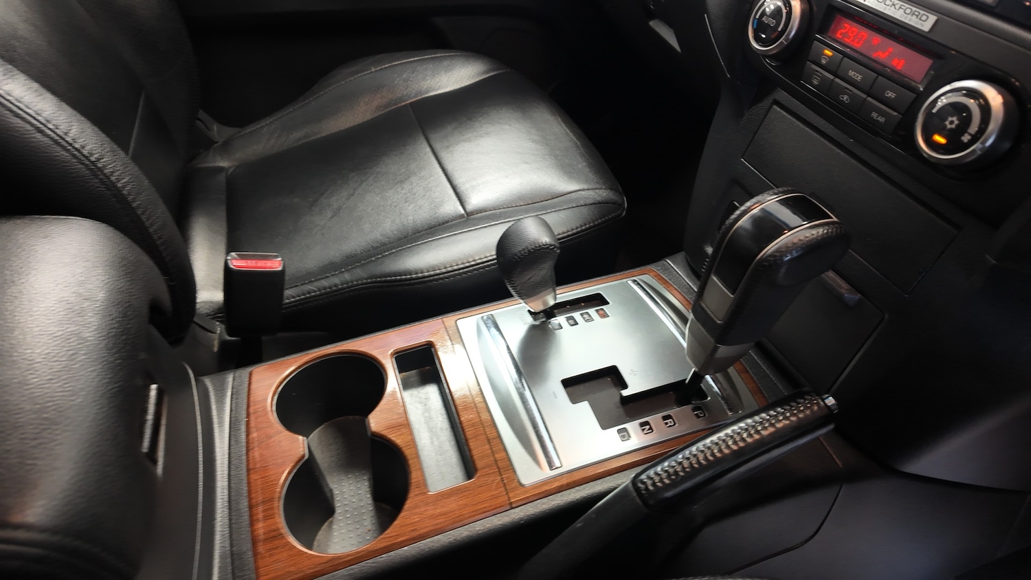 Used Mitsubishi Shogun 2013 for sale - 76504605: Photo 18