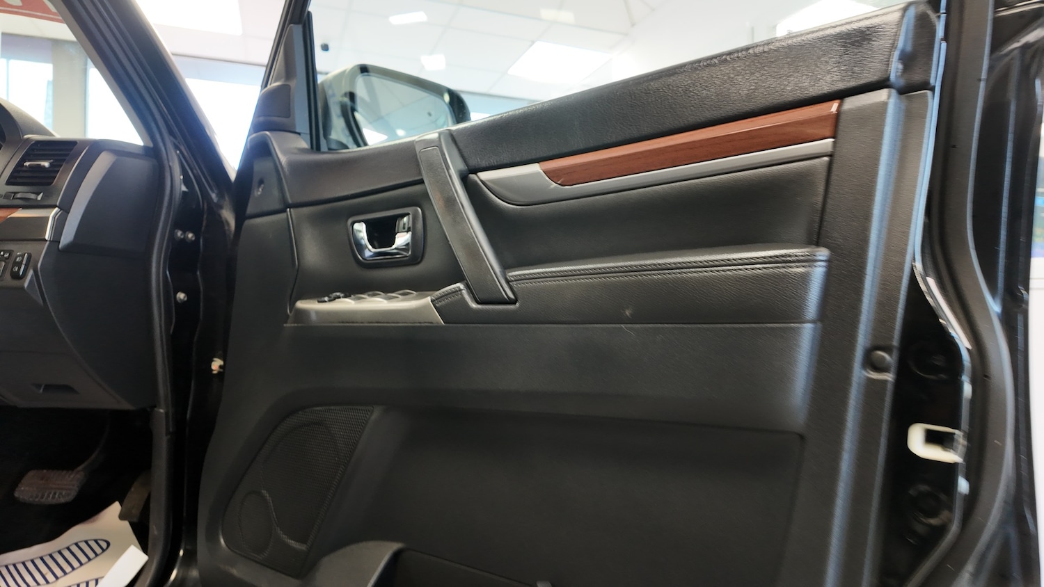 Used Mitsubishi Shogun 2013 for sale - 76504605: Photo 21