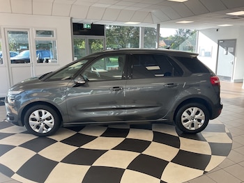 Used Citroen C4 Picasso 2014 for sale - 75934398: Photo