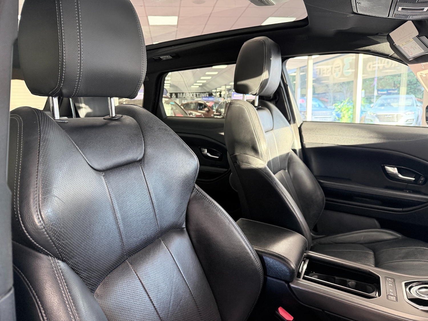 Used Land Rover Range Rover Evoque 2017 for sale - 77125870: Photo 12