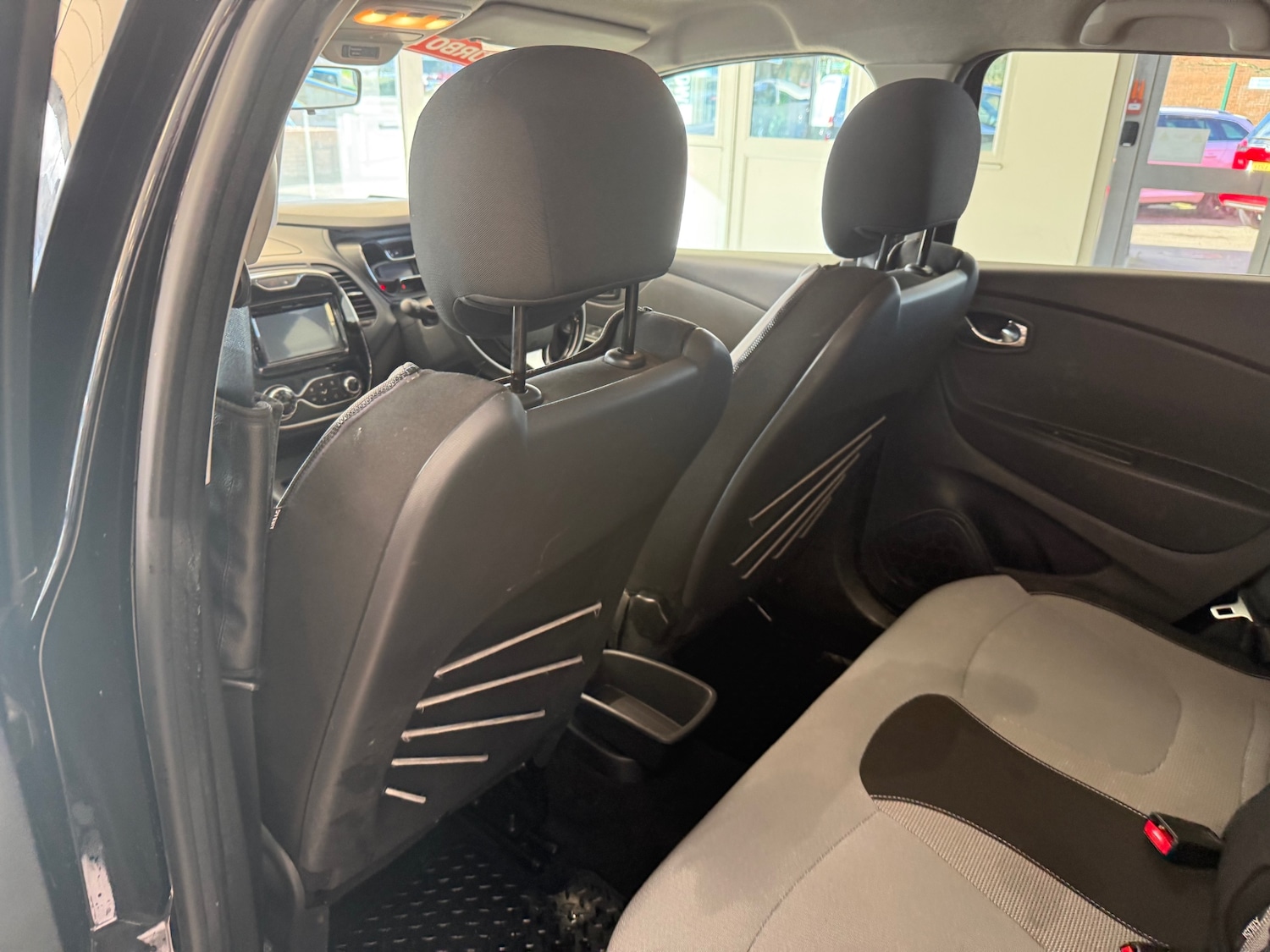 Used Renault Captur 2014 for sale - 77871781: Photo 35