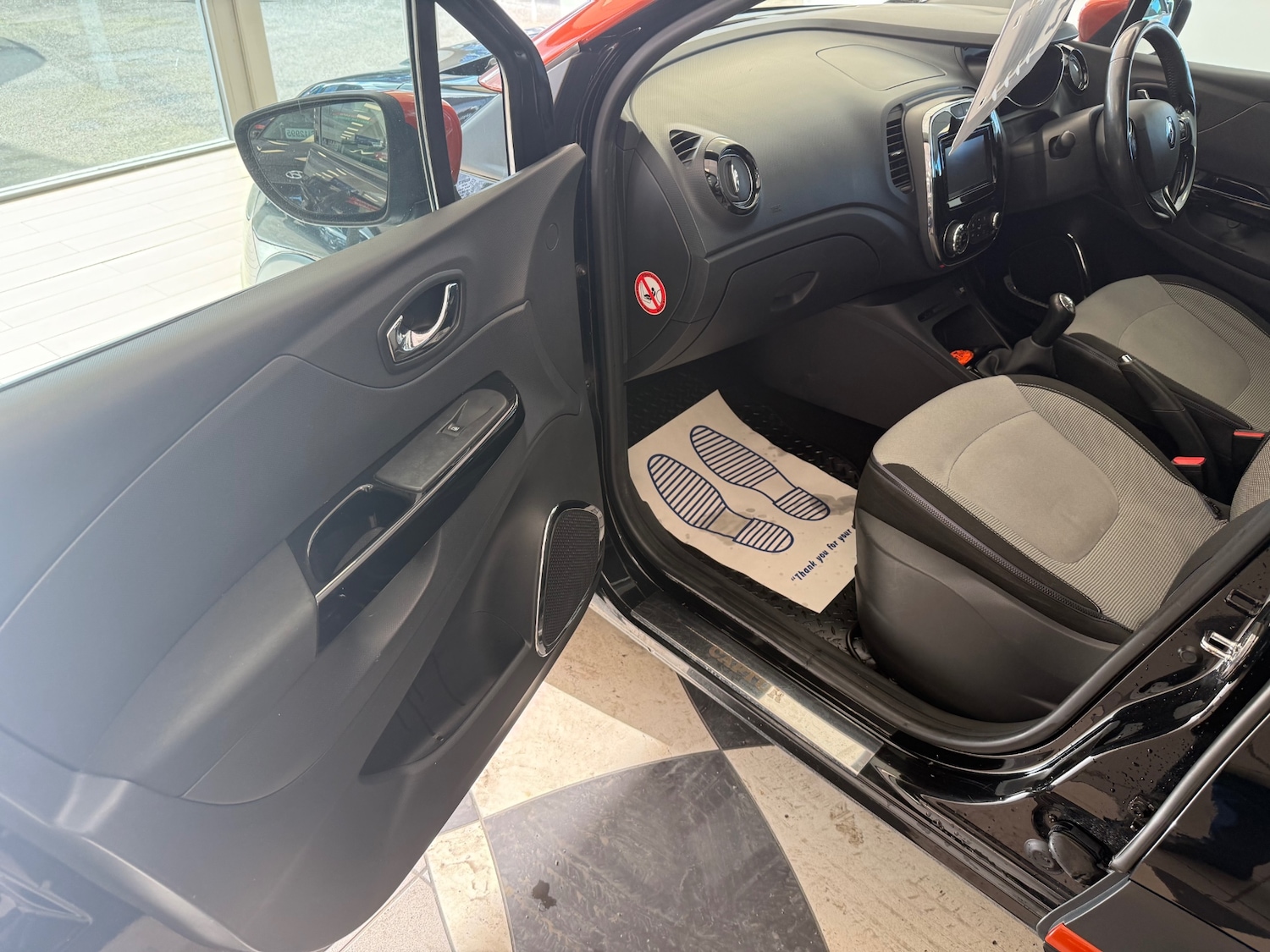 Used Renault Captur 2014 for sale - 77871781: Photo 39