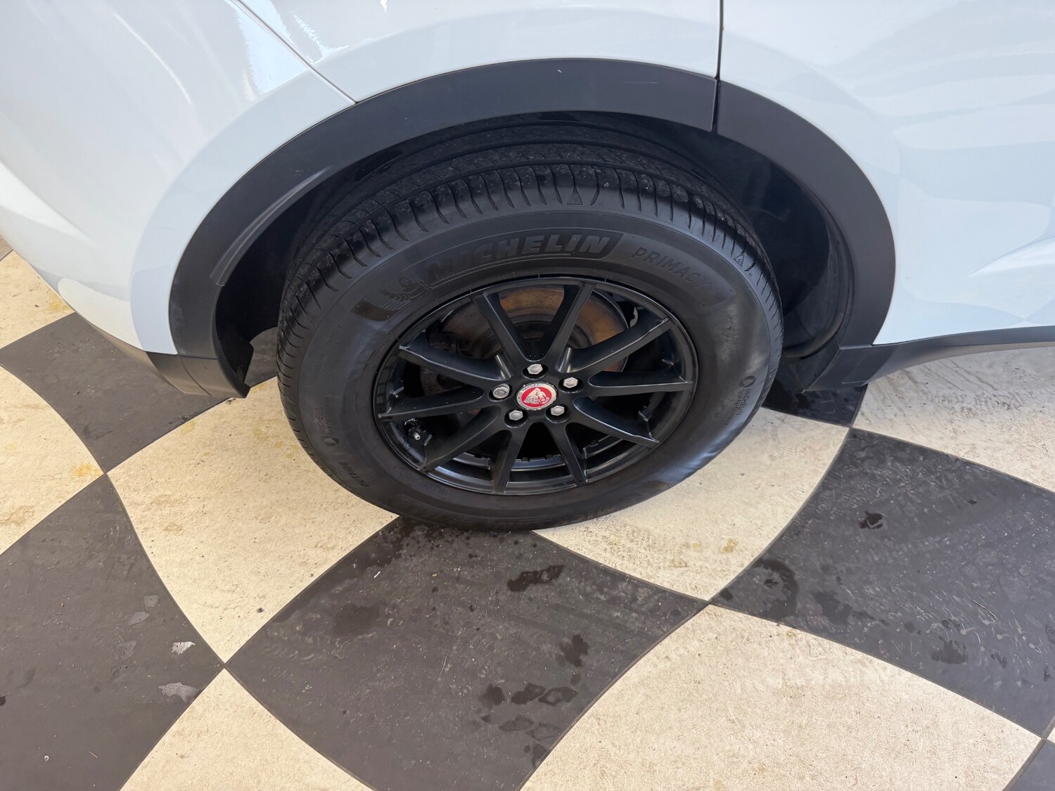 Used Jaguar E-Pace 2018 for sale - 77945260: Photo 10