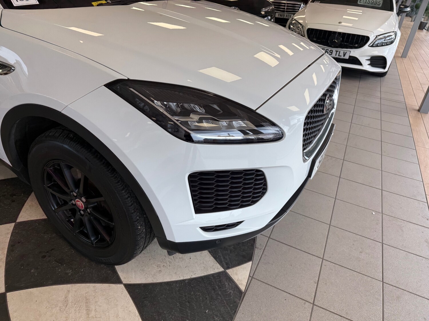 Used Jaguar E-Pace 2018 for sale - 77945260: Photo 15