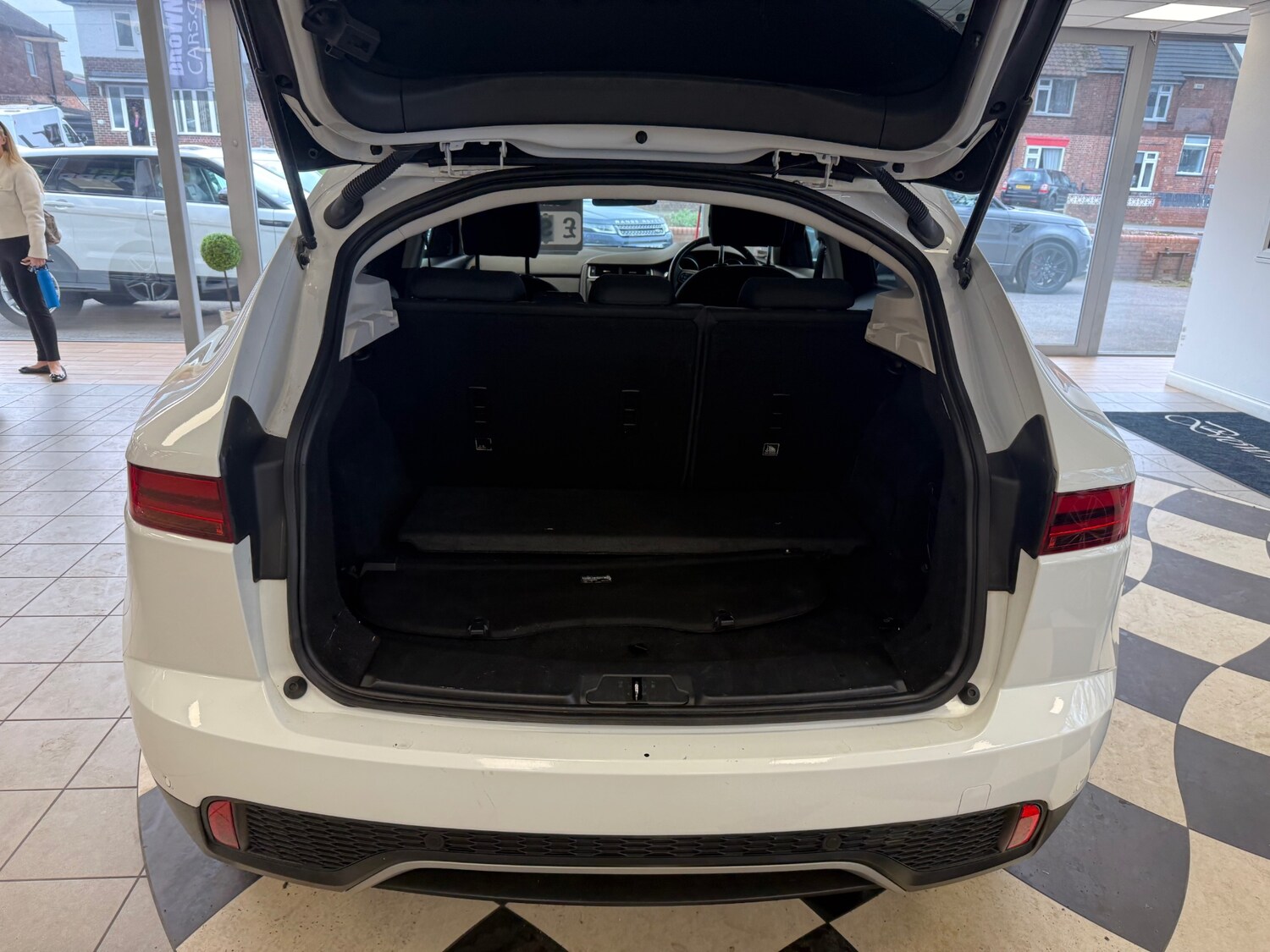 Used Jaguar E-Pace 2018 for sale - 77945260: Photo 19