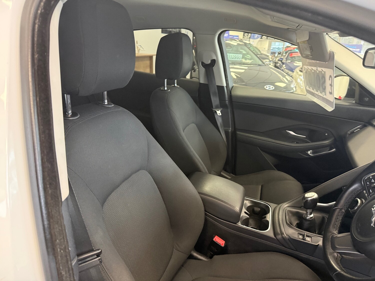 Used Jaguar E-Pace 2018 for sale - 77945260: Photo 27