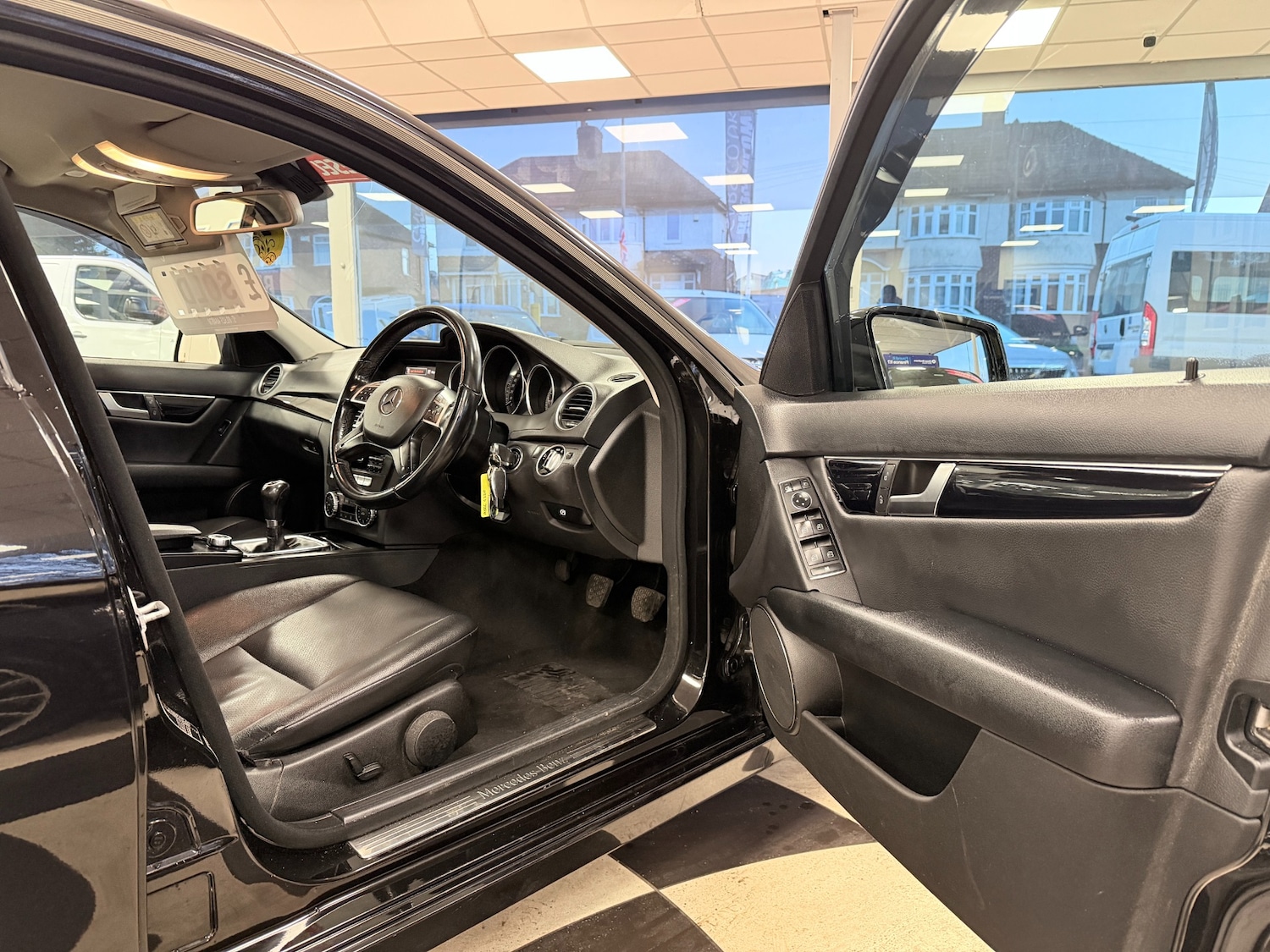 Used Mercedes-Benz C Class 2013 for sale - 77224929: Photo 22